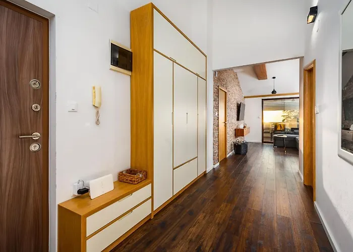 Sunset Premium Apartment *